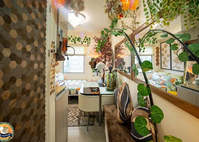 "milk & Honey" Haven At Urban Deca Cubao Apartahotel 3*