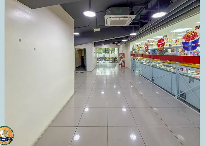 "milk & Honey" Haven At Urban Deca Cubao Apartahotel 3*